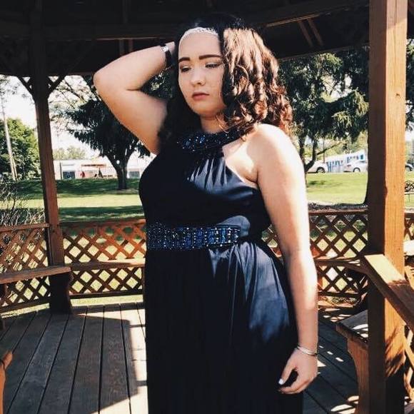 Meet your Posher, Emily - Picture 1 of 1